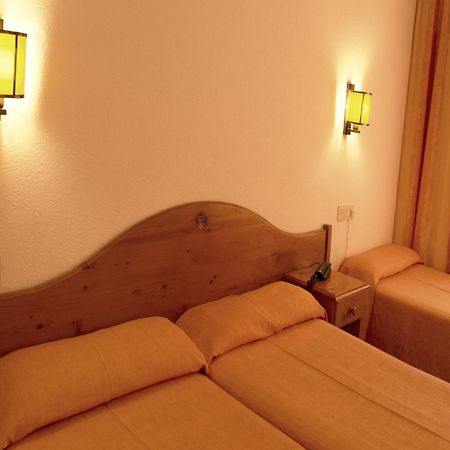 Hotel Parc Росас Номер фото