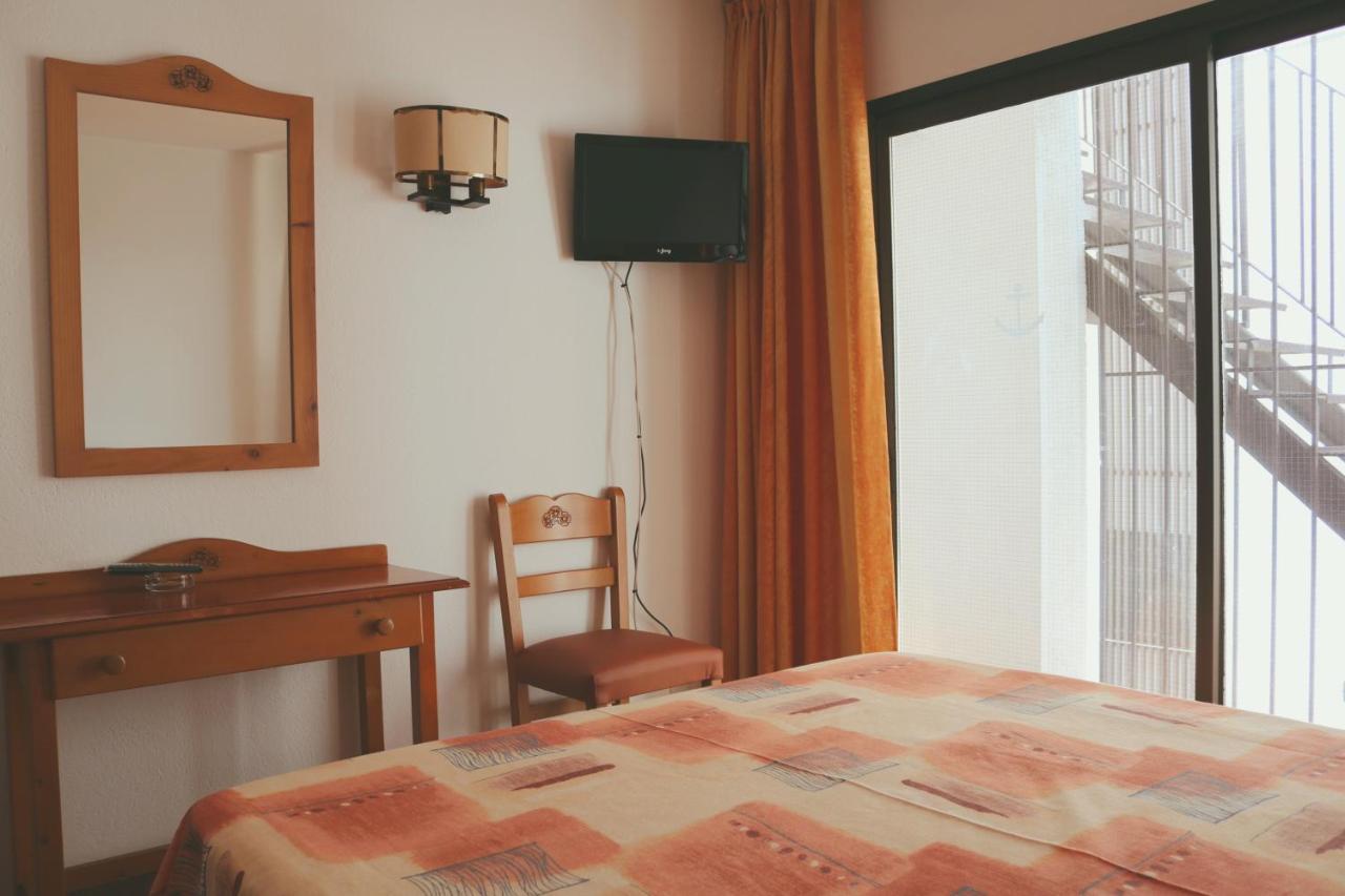 Hotel Parc Росас Экстерьер фото