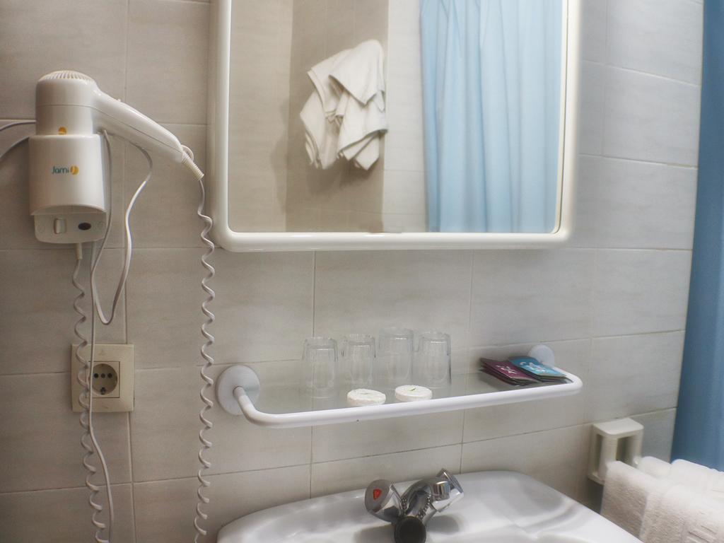 Hotel Parc Росас Экстерьер фото